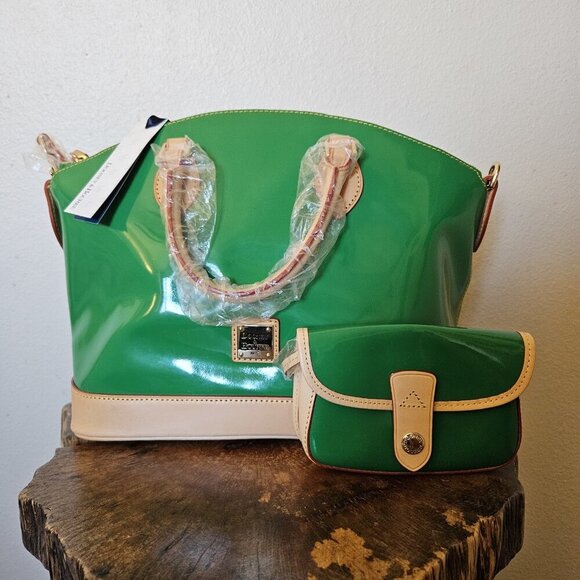Dooney & Bourke Grass Green Patent Leather Satchel PV68C GG + Wristlet NWT - Picture 13 of 16
